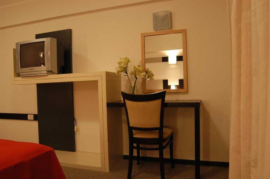 Nuevo Mundo Hotel Сан Рафаел Екстериор снимка